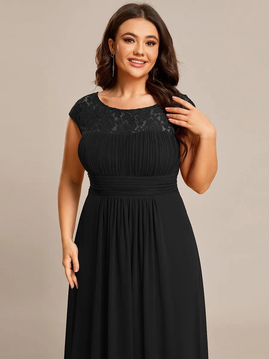Plus Size Elegant Lace Chiffon Maxi Bridesmaid Dress
