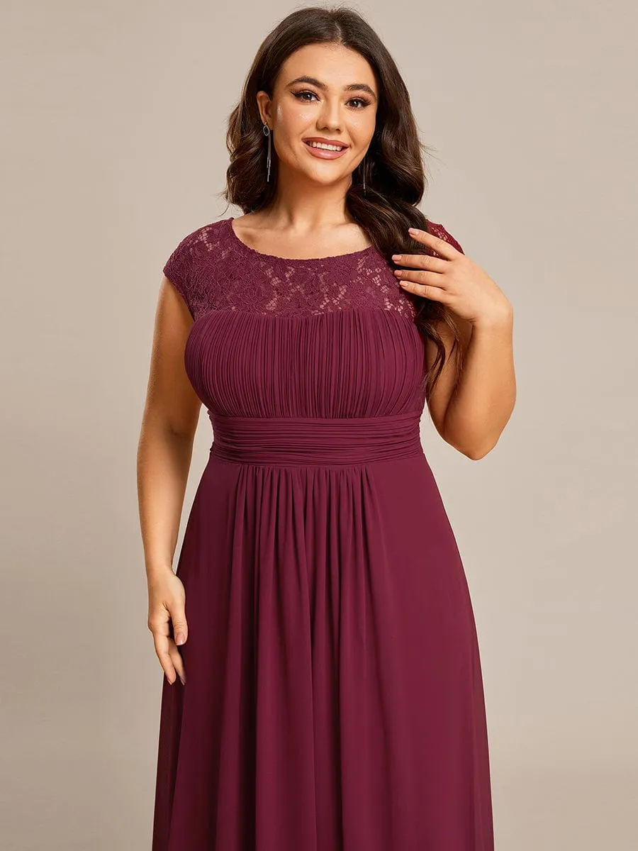 Plus Size Elegant Lace Chiffon Maxi Bridesmaid Dress
