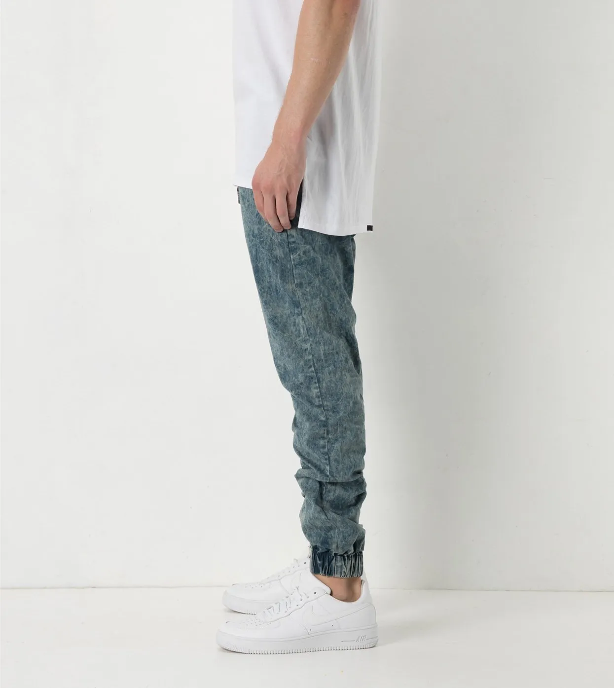 Sureshot Lightweight Jogger Blue Acid - Sale